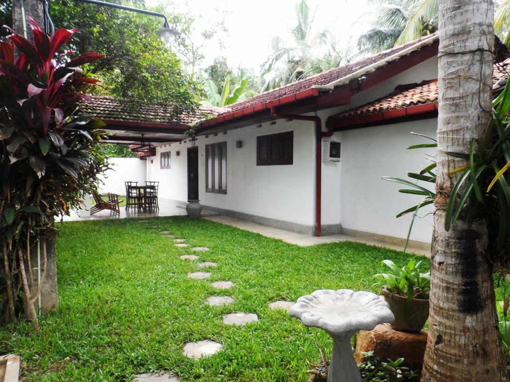 Summer Dew Villa Талпе Стая снимка