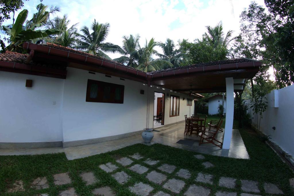 Summer Dew Villa Талпе Стая снимка