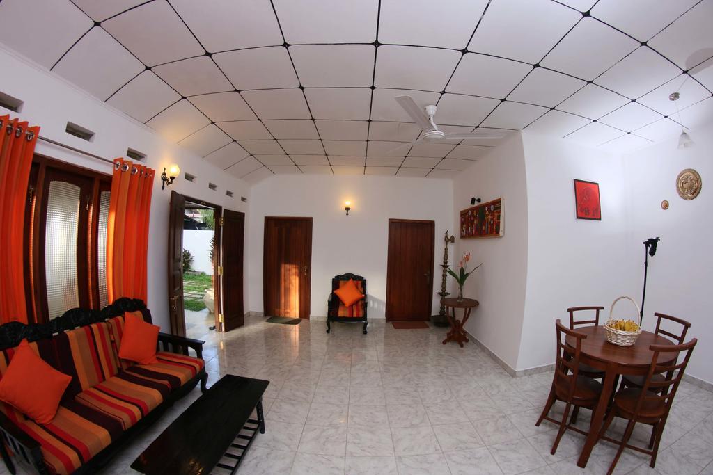 Summer Dew Villa Талпе Стая снимка