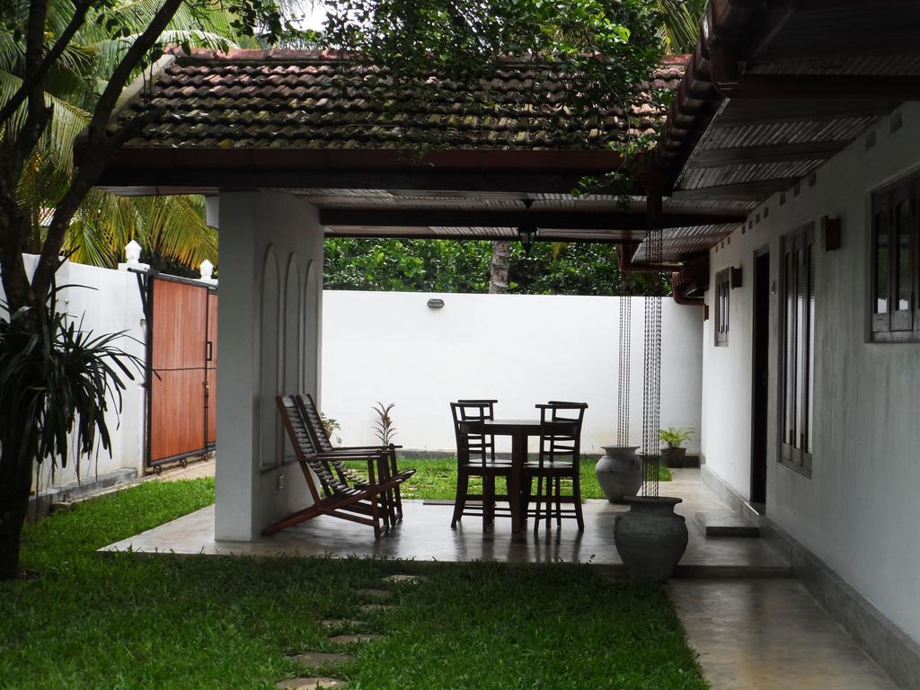 Summer Dew Villa Талпе Стая снимка